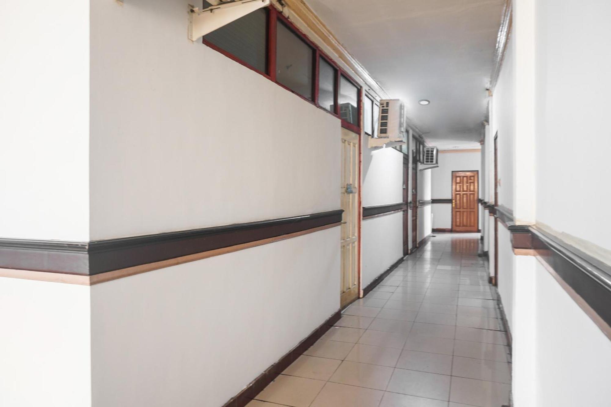 Spot On 92890 Losmen Bahalap Syariah Marabahannearsiring Marabahan Ulek Barito Banjarmasin  Exteriér fotografie